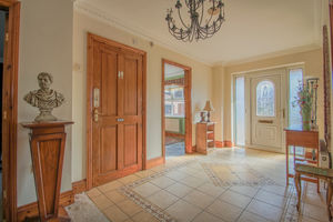 Photo 2- click for photo gallery